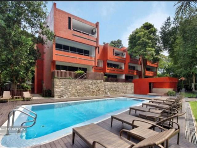Watten Estate Condominium D11, Condominium