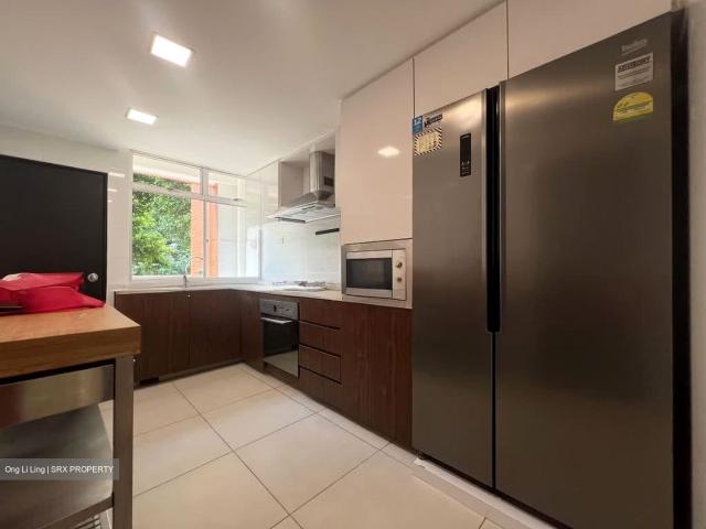 Watten Estate Condominium D11, Condominium