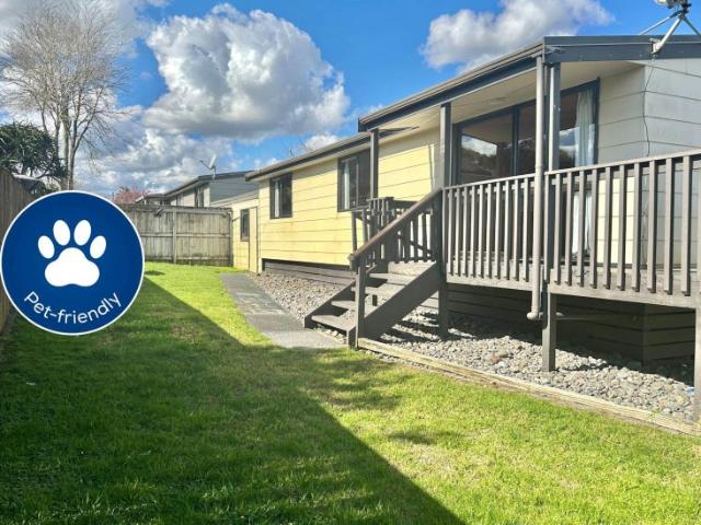 wattle downs, 3 bedrooms