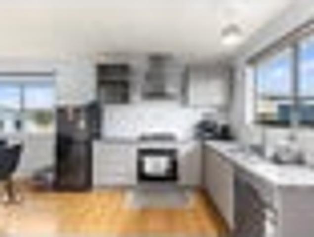 Wattle Downs, 3 bedrooms, $720 pw