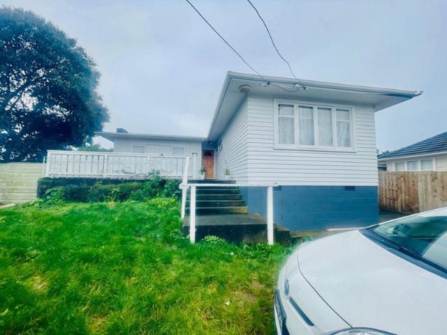 wattle downs, 3 bedrooms
