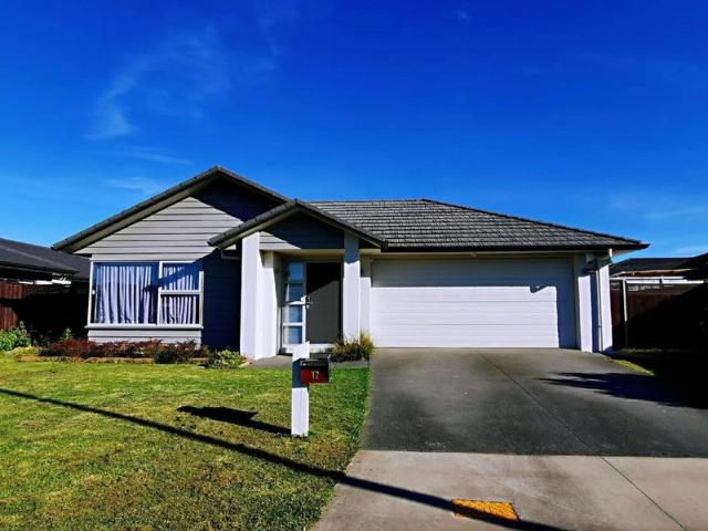 wattle downs, 4 bedrooms