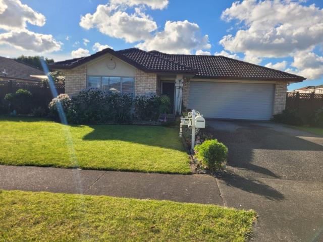 wattle downs, 4 bedrooms