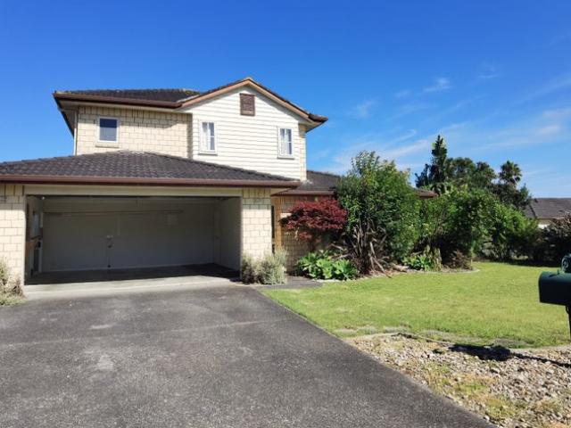wattle downs, 4 bedrooms