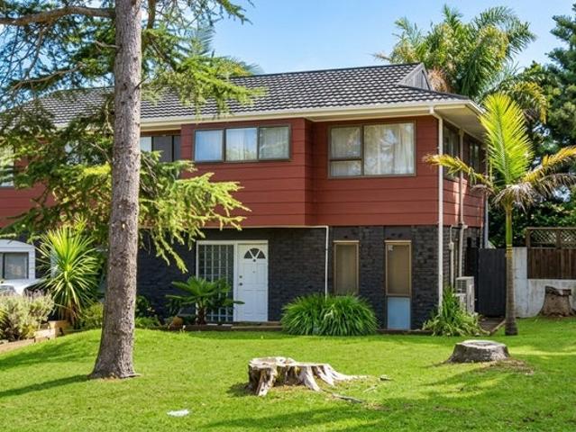 wattle downs, 4 bedrooms