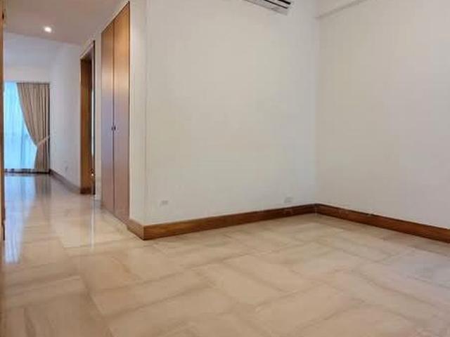 Water Place D15, Condominium