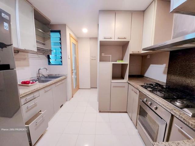 Water Place D15, Condominium