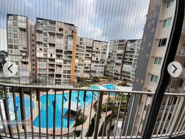 Watercolours D18, Condominium