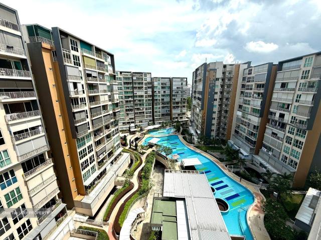 Watercolours D18, Condominium