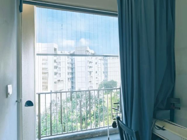 Watercolours Executive Condominium Room Rental, $1,100, 1 Bed 1 Bath 100 sqft $11.00 psf