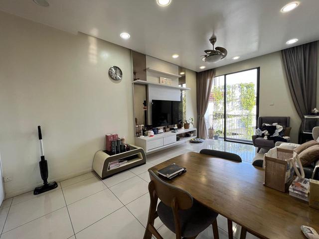 Wateredge Apartment Senibong Cove Permas Jaya Renovated Unit