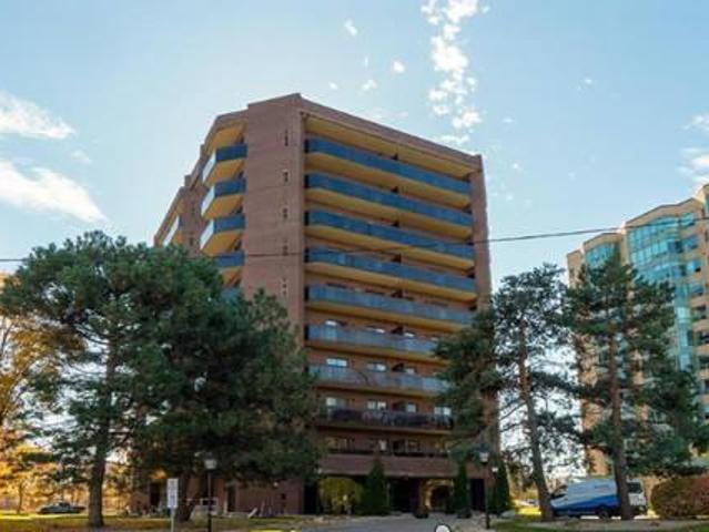 WATERFRONT CONDO LIFESTYLE IN WINDSOR FULLY UPDATED