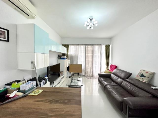 Waterfront Gold Condominium For Sale, $1,500,000, 2 Bed 2 Bath 893 sqft $1,680.00 psf