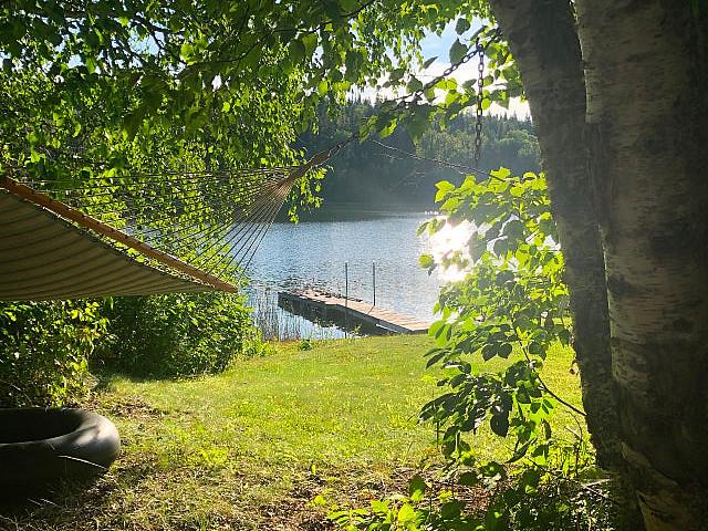 Waterfront Home With Cabin In The Cariboo