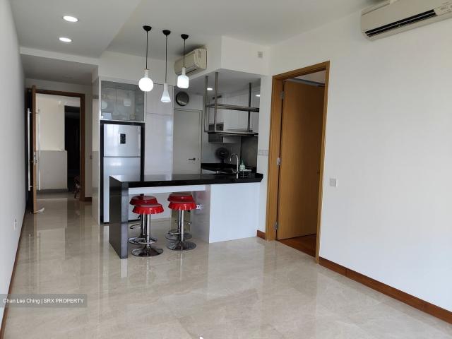Waterfront Isle D16, Condominium
