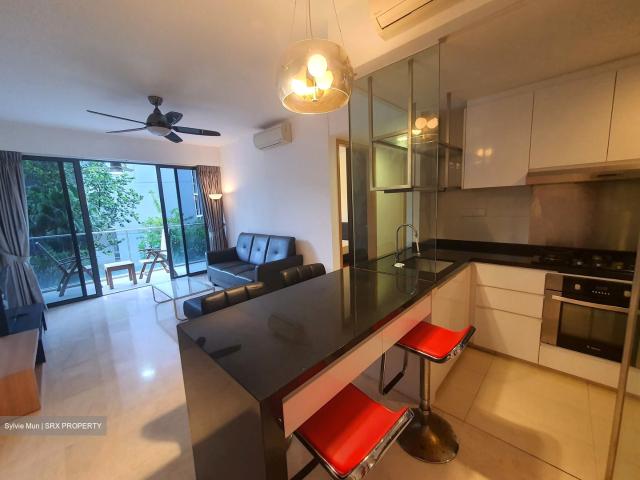 Waterfront Isle D16, Condominium