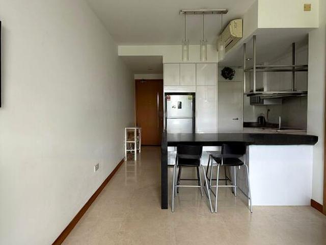 Waterfront Isle D16, Condominium