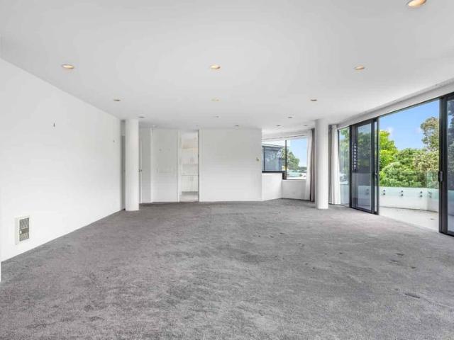 Waterfront location. Large apartment with onsite resident's pool & spa!