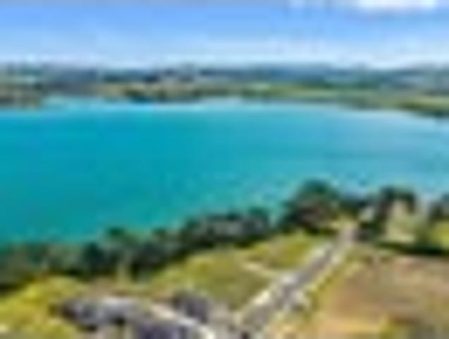 Waterfront section – Titled and ready to build