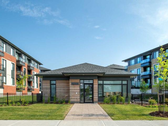 Wateridge Village Apartments by Uniform Living 2 Bedroom Apartment for Rent at 530 Pimiwidon St, Ottawa, ON K1K 5B6