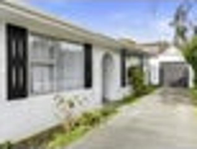 Waterloo, 2 bedrooms, $650 pw