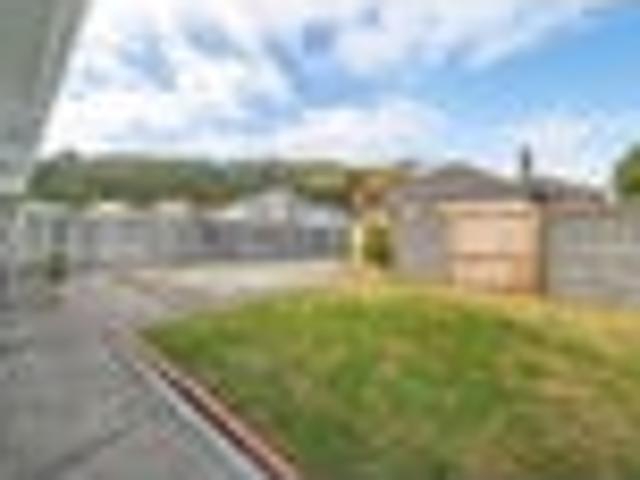 Waterloo, 3 bedrooms, $695 pw
