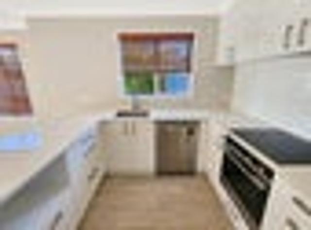 Waterloo, 3 bedrooms, $750 pw