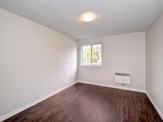Waterloo Avenue Apartments 1 Bedroom Apartment for Rent at 270 Waterloo Ave, Guelph, ON N1H 3J5 The Junction