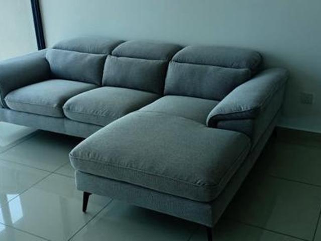 Waterside Residence 2 Bed 2 Bath 2 Car Parks Fully Furnished