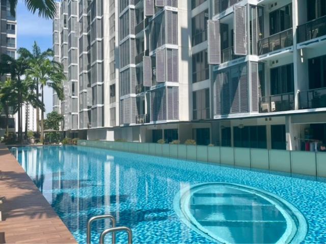Watertown Condominium For Sale, $980,000, 1 Bed 1 Bath 581 sqft $1,687.00 psf