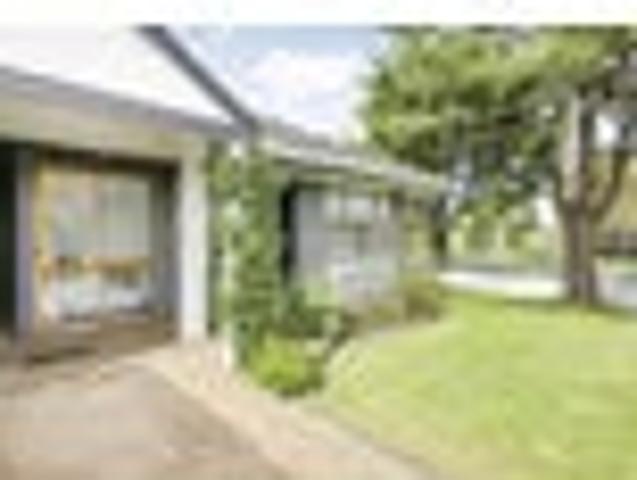 Waterview, 2 bedrooms, $695 pw