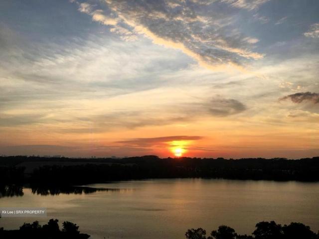 Waterview D18, Condominium