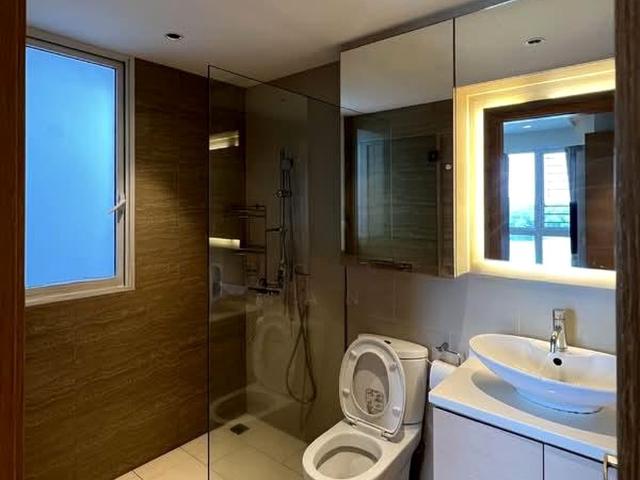 Waterview D18, Condominium