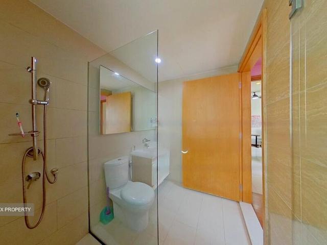 Waterview D18, Condominium