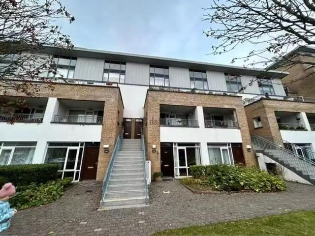 Waterville Terrace, Waterville, Blanchardstown, Dublin 15 is f.