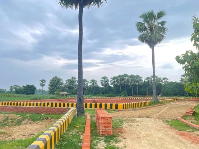 Wave City 141 Sq.Yd. Plot in Wave City Ghaziabad Listing ID: #10186