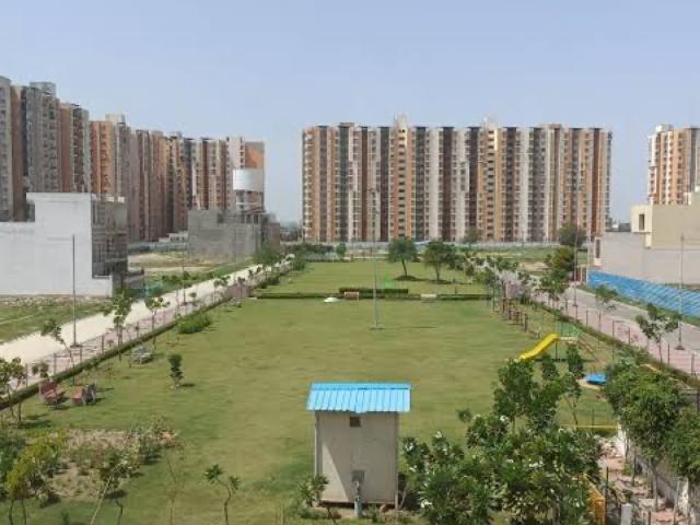 Wave City 205 Sq.Yd. Plot in Wave City Ghaziabad Listing ID: #10243