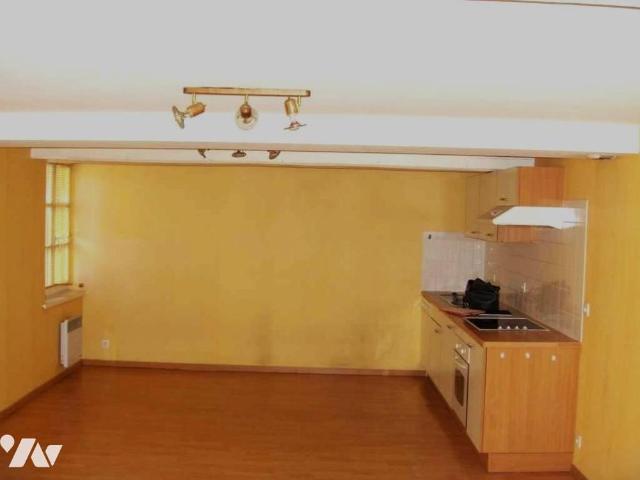 WAVRIN 626.48 € + 40 € de provision sur charges T2 DUPLEX
