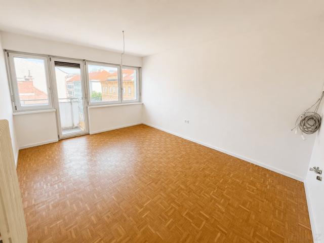 WG Wohnung in Top Lage Gesamt oder einzeln möglich