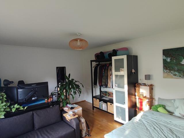 WG Zimmer in 8049 Zurich für 1070 CHF
