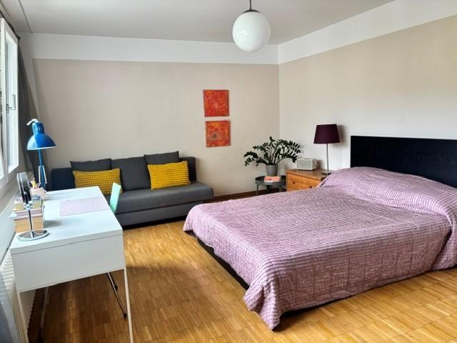 WG Zimmer in 8049 Zürich für 980 CHF