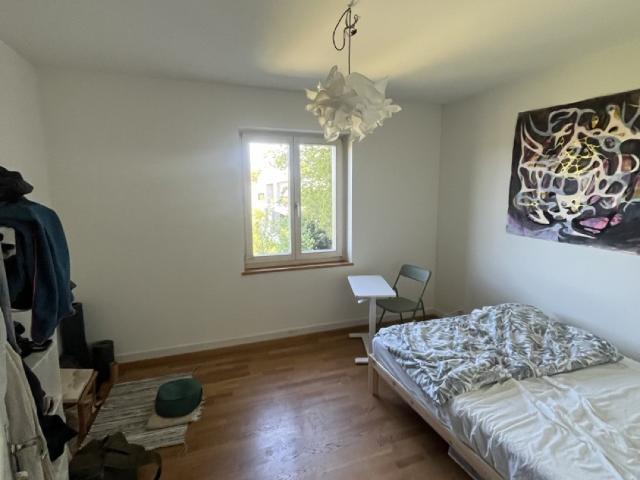 WG Zimmer in 8400 Winterthur für 700 CHF
