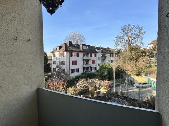 WG Zimmer in Hofstrasse 53, 8032 Zürich für 990 CHF