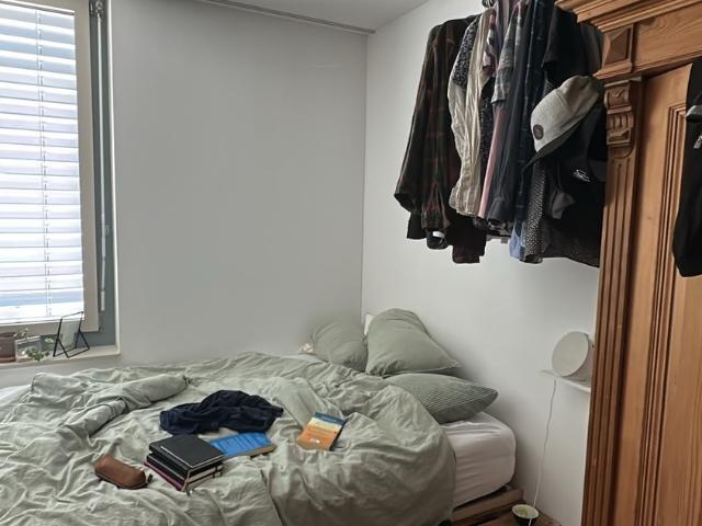 WG Zimmer in Hohlstrasse 482, 8048 Zürich für 900 CHF