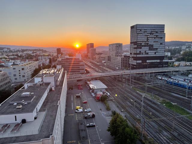 WG Zimmer in Hohlstrasse 510, 8048 Zurich für 1950 CHF