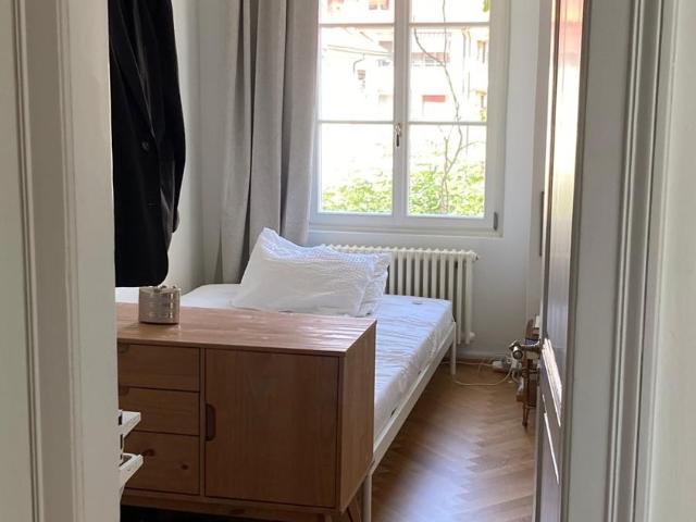 WG Zimmer in Offenburgerstrasse 27, 4057 Basel für 900 CHF