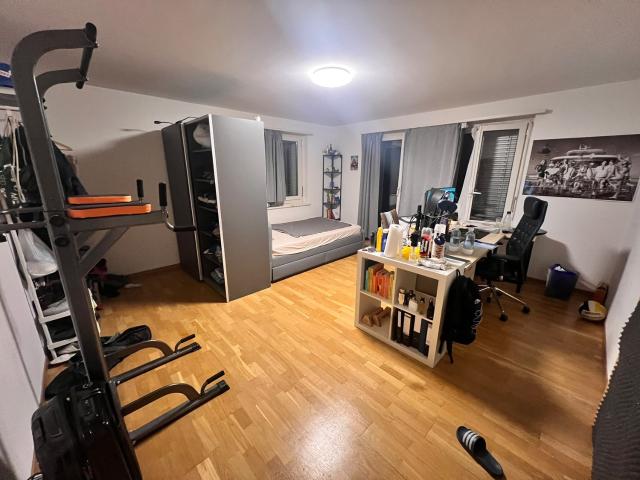 WG Zimmer in Schaffhauserstrasse 308, 8050 Zürich für 1290 CHF