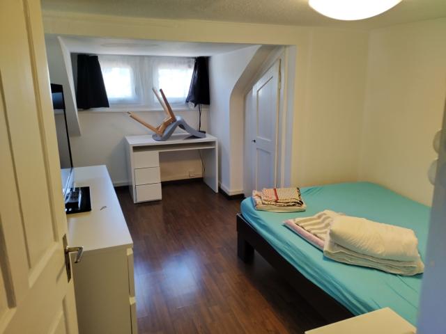 WG Zimmer in Waldstrasse 5, DG, Zimmer Nr.1, 9008 St. Gallen für 630 CHF