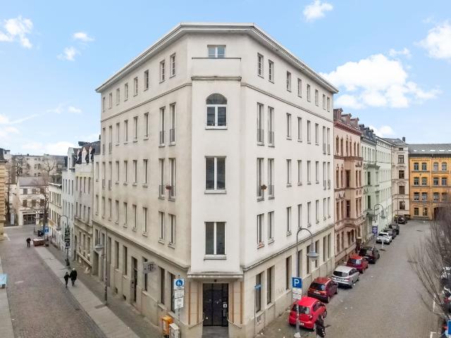 WG´s Aufgepasst! 6,5 Raumwohnung mit Einbauküche in der Röserstraße zu vermieten!