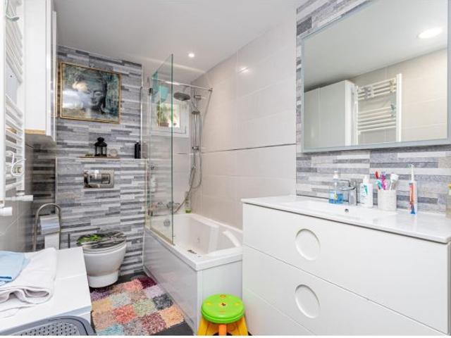 WGI INMOBILIARIA VENDE EN EXCLUSIVA esta fantástica vivienda reformada situada en el Barrio de Campa